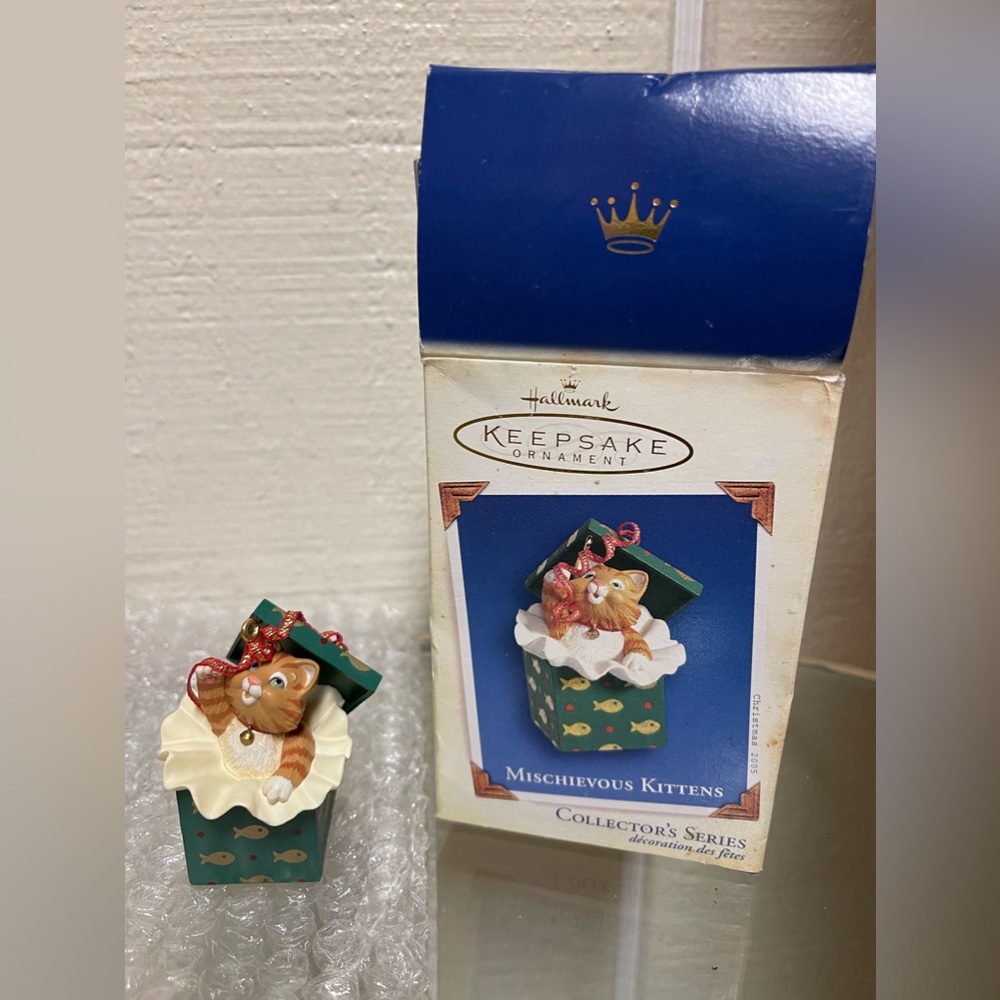 Mischievous Kittens Keepsake Ornament Collectible